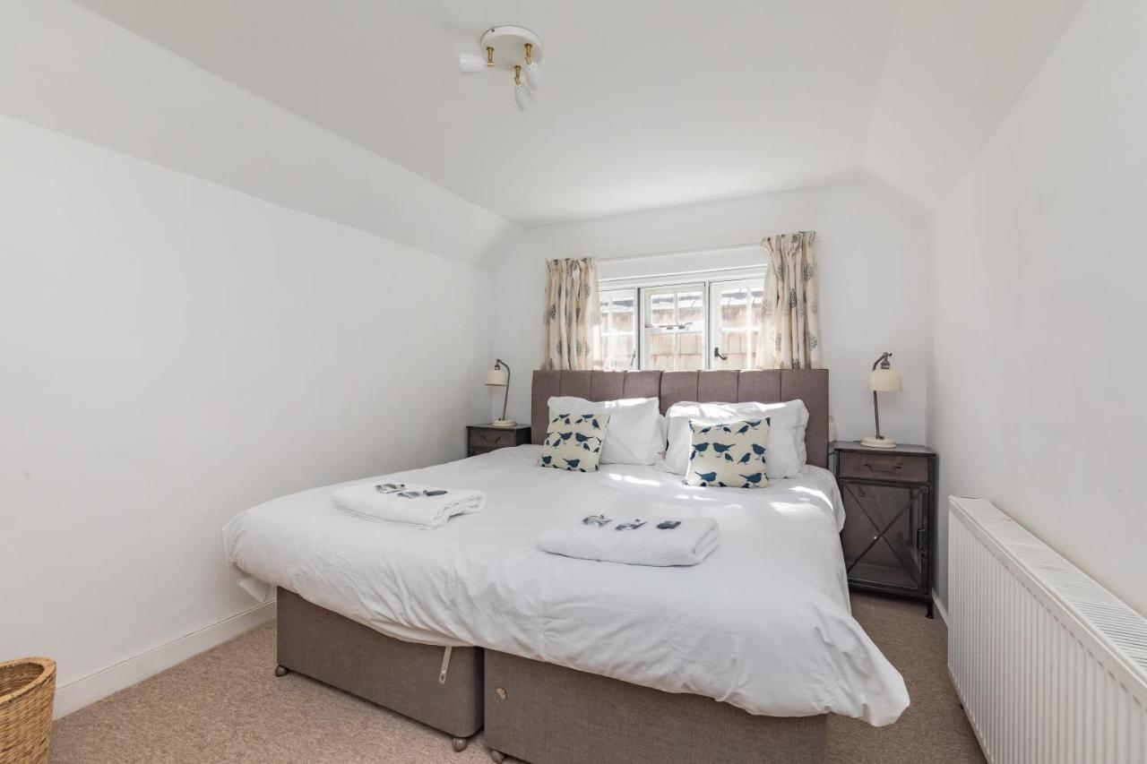 Danny Lodge - Country Cottage Near Brighton By Huluki Sussex Stays Hurstpierpoint Екстериор снимка