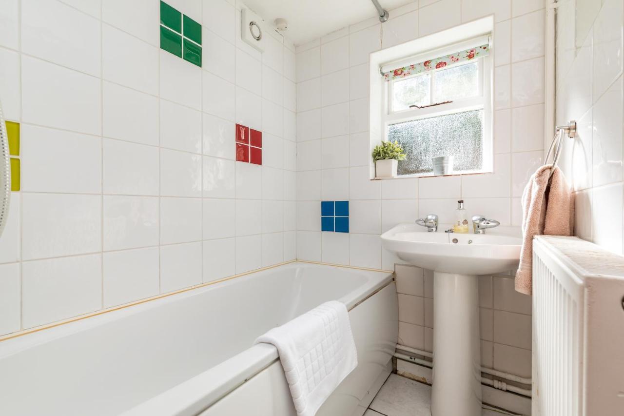Danny Lodge - Country Cottage Near Brighton By Huluki Sussex Stays Hurstpierpoint Екстериор снимка